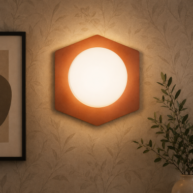 Koralowy kinkiet w stylu modern kula mleczne szkło lampa ścienna stal BITOLA 4250
