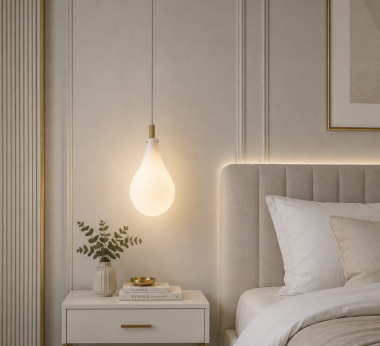 Szklana lampa wisząca jak żarówka kropla OAKLAND 4696